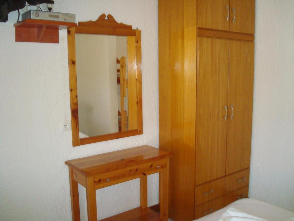 Villa Tonia Apartments Sarti Cameră foto
