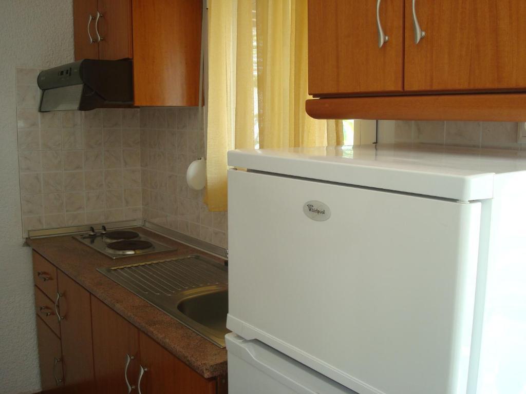 Villa Tonia Apartments Sarti Cameră foto